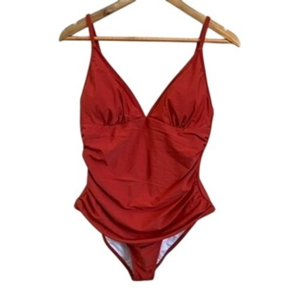CUPSHE Women's V-Neck One Piece Swimsuit Ruched Tummy Control Red Size L
